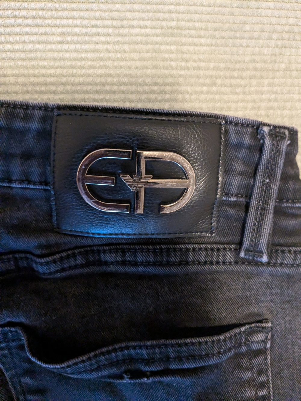 Emporio Armani Men’s Black Slim Jeans Denim Logo Patch 36 X 32 Italy